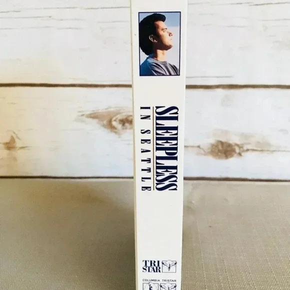SLEEPLESS IN SEATTLE VHS Home Video Tape Starring Tom Hanks - Picture 3 of 5